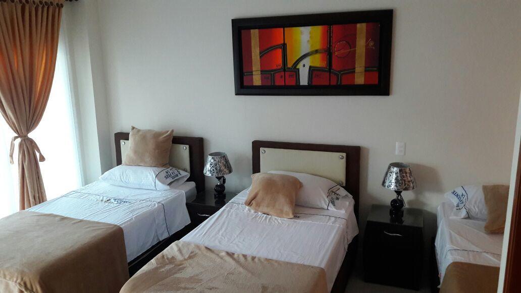 Hotel La Fuente J.N La Macarena Екстер'єр фото